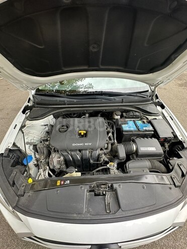 Hyundai Elantra 2018, 117,000 km - 2.0 l - Yevlax