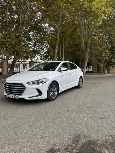 Hyundai Elantra 2018, 117,000 km - 2.0 l - Yevlax