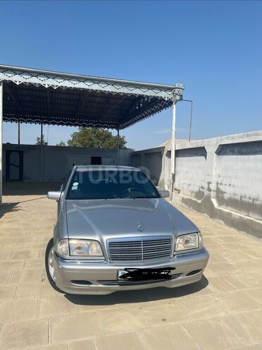 Mercedes C 200 1999, 355,000 km - 2.0 l - Salyan