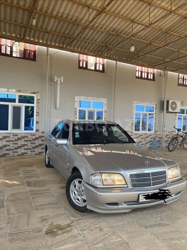 Mercedes C 200 1999, 355,000 km - 2.0 l - Salyan