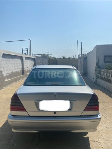Mercedes C 200 1999, 355,000 km - 2.0 l - Salyan