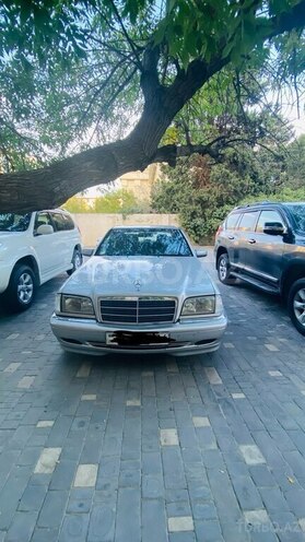 Mercedes C 200 1999, 355,000 km - 2.0 l - Salyan