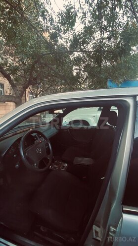 Mercedes C 200 1999, 355,000 km - 2.0 l - Salyan