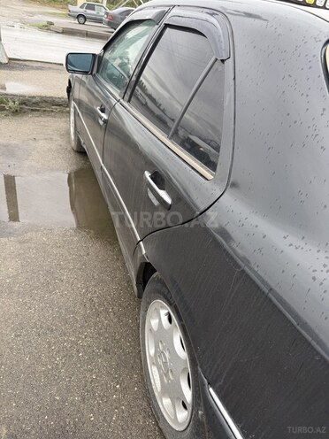 Mercedes C 220 1997, 258,888 km - 2.2 l - Xaçmaz