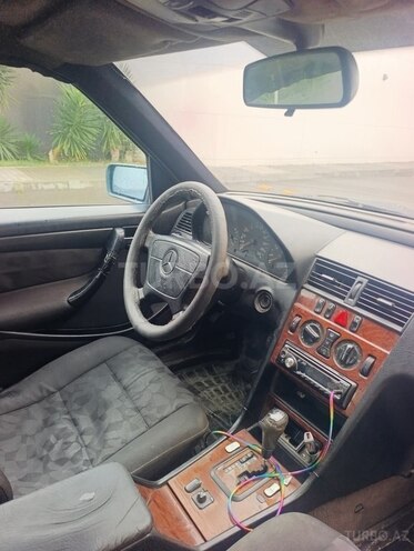 Mercedes C 250 1998, 800,500 km - 2.5 l - Bakı