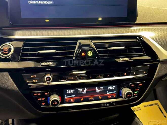 BMW 530e 2023, 64,500 km - 2.0 л - Bakı