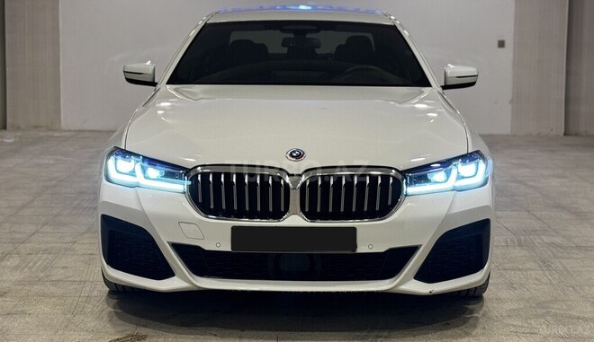 BMW 530e 2023, 64,500 km - 2.0 л - Bakı