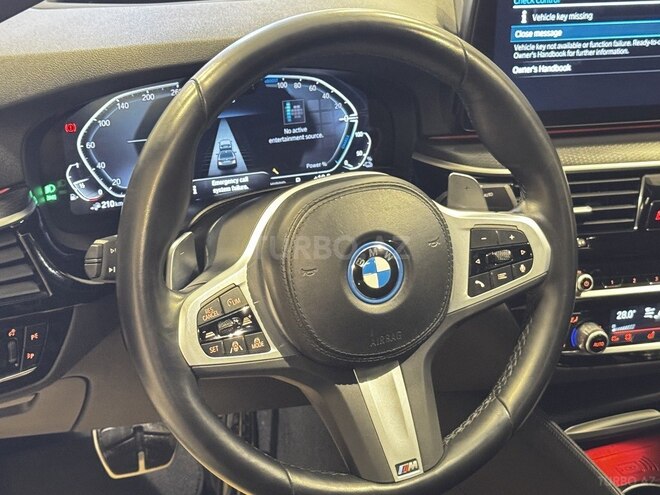 BMW 530e 2023, 64,500 km - 2.0 л - Bakı