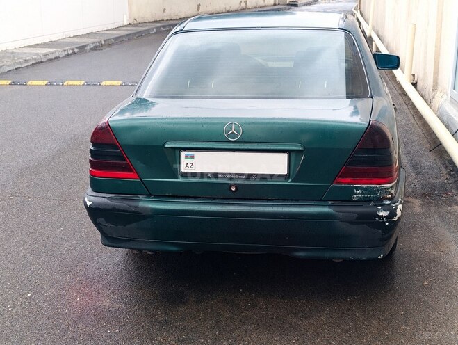 Mercedes C 250 1998, 800,500 km - 2.5 l - Bakı