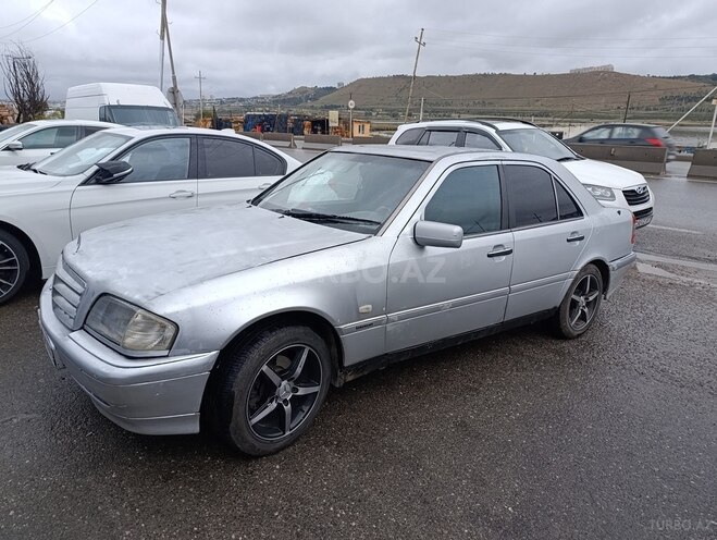 Mercedes C 180 1995, 70,000 km - 1.8 l - Bakı