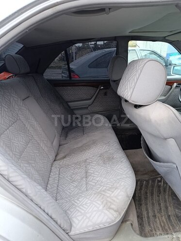 Mercedes C 180 1995, 70,000 km - 1.8 l - Bakı