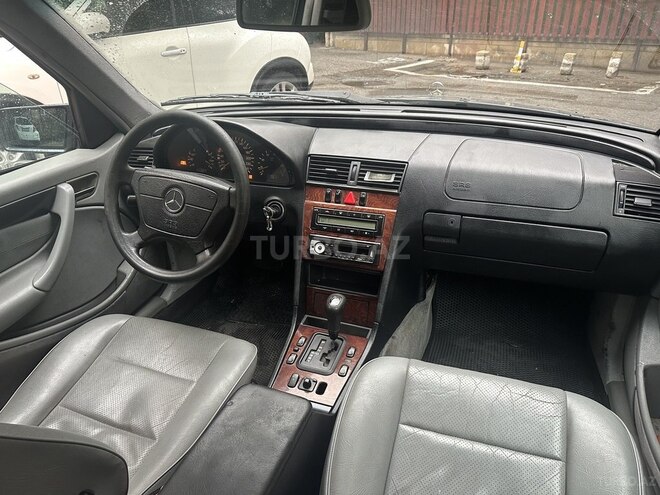 Mercedes C 200 1999, 190,000 km - 2.0 l - Bakı
