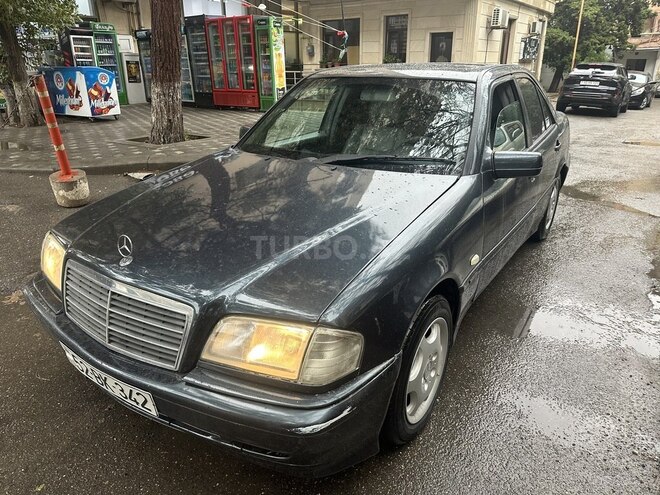 Mercedes C 200 1999, 190,000 km - 2.0 l - Bakı