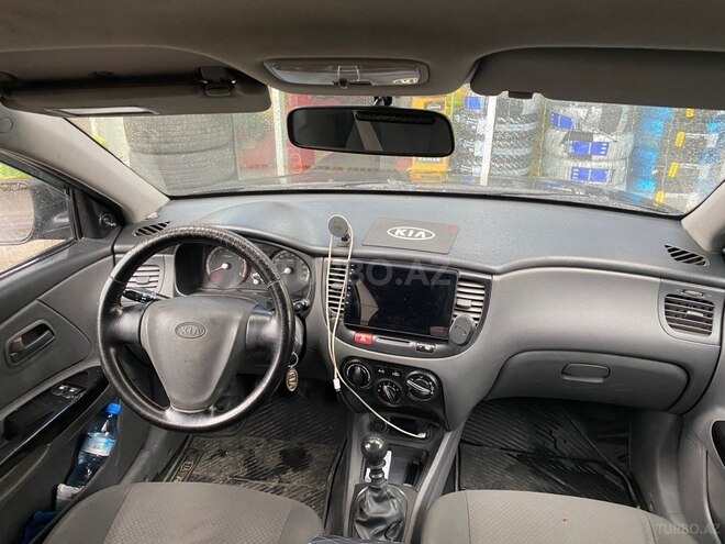 Kia Rio 2011, 400,000 km - 1.4 l - Bakı