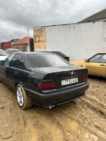 BMW 325 1996, 425,680 km - 2.5 l - Bakı