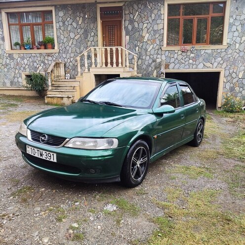 Opel Vectra 1997, 312,000 km - 1.8 l - Şəki