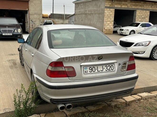 BMW 320 2001, 320,000 km - 2.2 l - Salyan