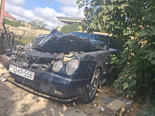Mercedes E 230 1995, 555,000 km - 2.3 l - Bakı