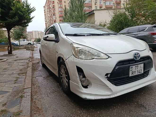 Toyota Aqua 2016, 153,873 km - 1.5 л - Bakı