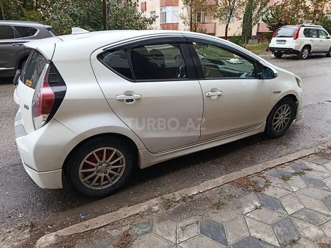 Toyota Aqua 2016, 153,873 km - 1.5 л - Bakı