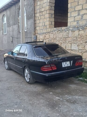 Mercedes E 280 1998, 250,468 km - 2.8 л - Gədəbəy