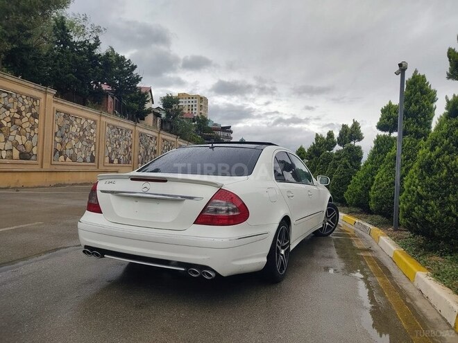 Mercedes E 240 2003, 332,000 km - 2.6 l - Bakı