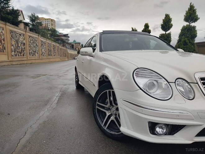 Mercedes E 240 2003, 332,000 km - 2.6 l - Bakı