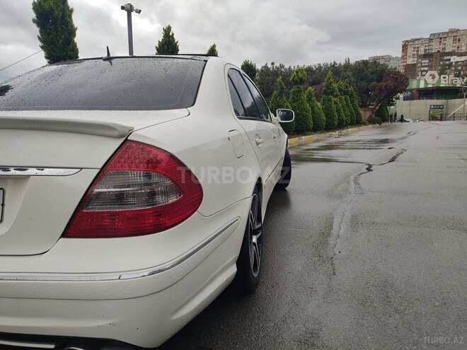 Mercedes E 240 2003, 332,000 km - 2.6 l - Bakı