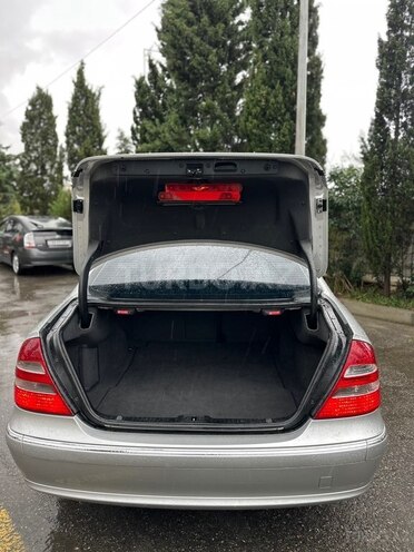 Mercedes E 320 2004, 290,000 km - 3.2 л - Bakı