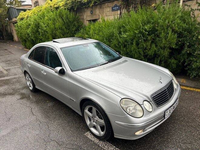 Mercedes E 320 2004, 290,000 km - 3.2 л - Bakı