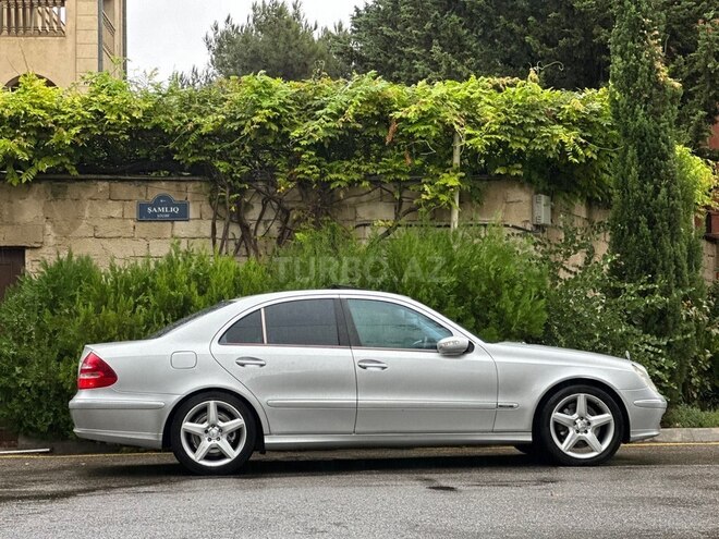 Mercedes E 320 2004, 290,000 km - 3.2 л - Bakı