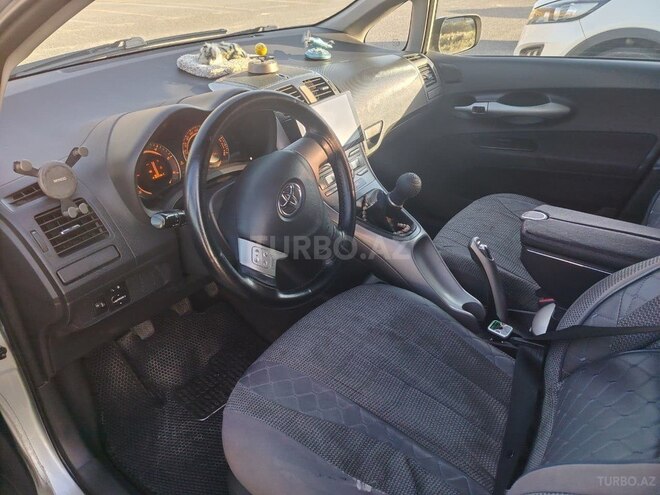 Toyota Auris 2007, 290,000 km - 1.4 л - Bakı