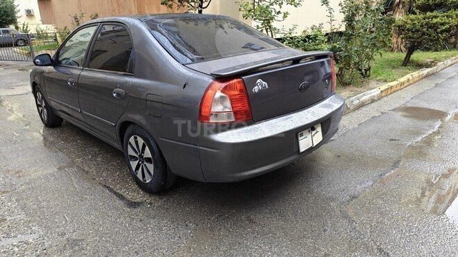 Kia  2002, 410,383 km - 1.8 л - Bakı