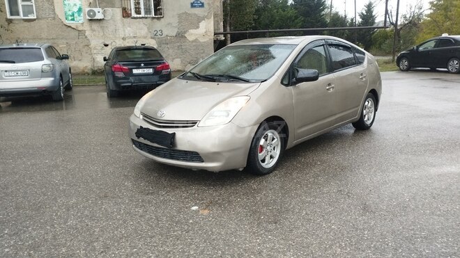 Toyota Prius 2005, 290,000 km - 1.5 l - Sumqayıt