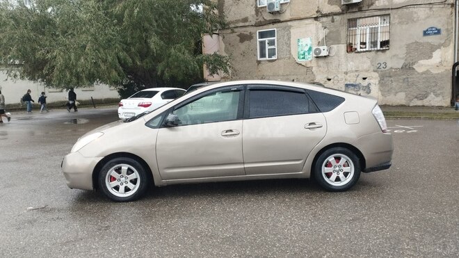 Toyota Prius 2005, 290,000 km - 1.5 l - Sumqayıt
