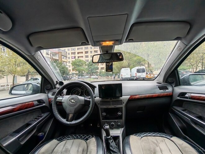 Opel Astra 2004, 420,000 km - 1.4 l - Bakı
