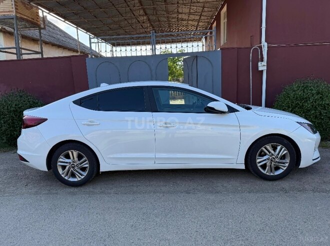 Hyundai Elantra 2019, 49,000 km - 2.0 l - Bakı