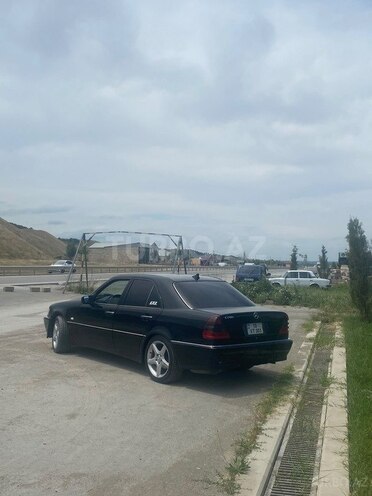 Mercedes C 240 1998, 250,000 km - 2.4 л - Şabran