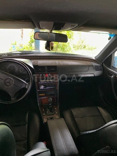 Mercedes C 240 1998, 250,000 km - 2.4 л - Şabran