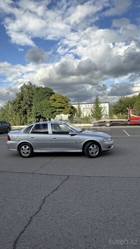 Opel Vectra 1999, 400,000 km - 1.8 l - Qazax