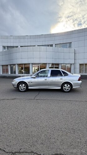Opel Vectra 1999, 400,000 km - 1.8 l - Qazax