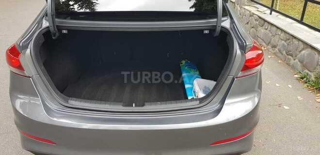 Hyundai Elantra 2016, 118,000 km - 2.0 l - Qax
