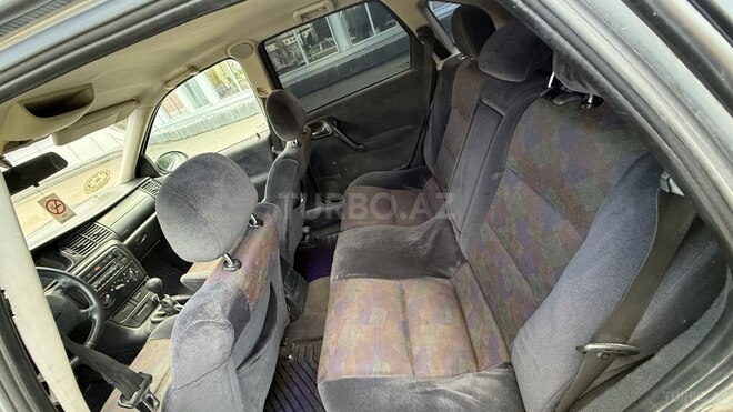 Opel Vectra 1999, 400,000 km - 1.8 l - Qazax