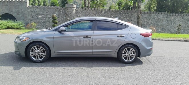 Hyundai Elantra 2016, 118,000 km - 2.0 l - Qax