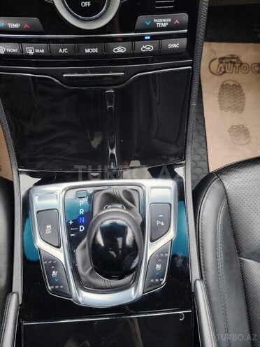 Hyundai Grandeur 2015, 223,800 km - 2.4 л - Bakı