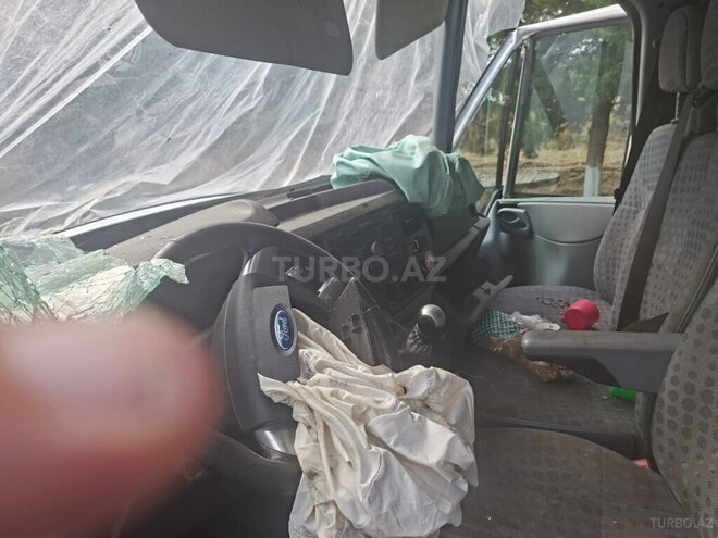 Ford Transit 2009, 280,000 km - 2.4 l - Bakı
