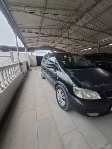 Opel Zafira 1999, 250,291 km - 1.8 l - Salyan