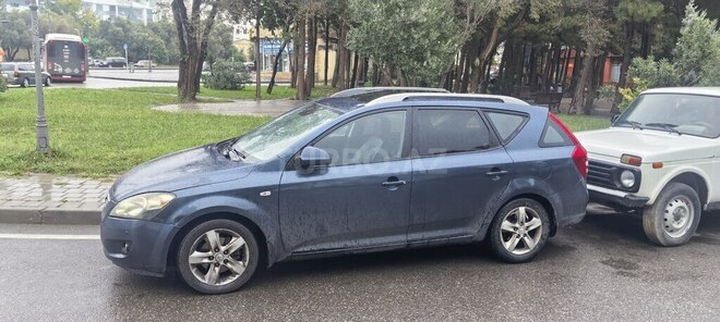 Kia  2009, 350,000 km - 2.0 л - Bakı