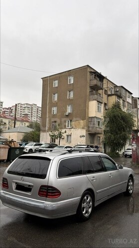 Mercedes E 220 2000, 340,000 km - 2.2 l - Bakı