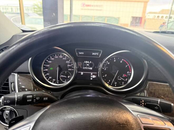 Mercedes ML 350 4MATIC 2011, 177,500 km - 3.5 л - Bakı